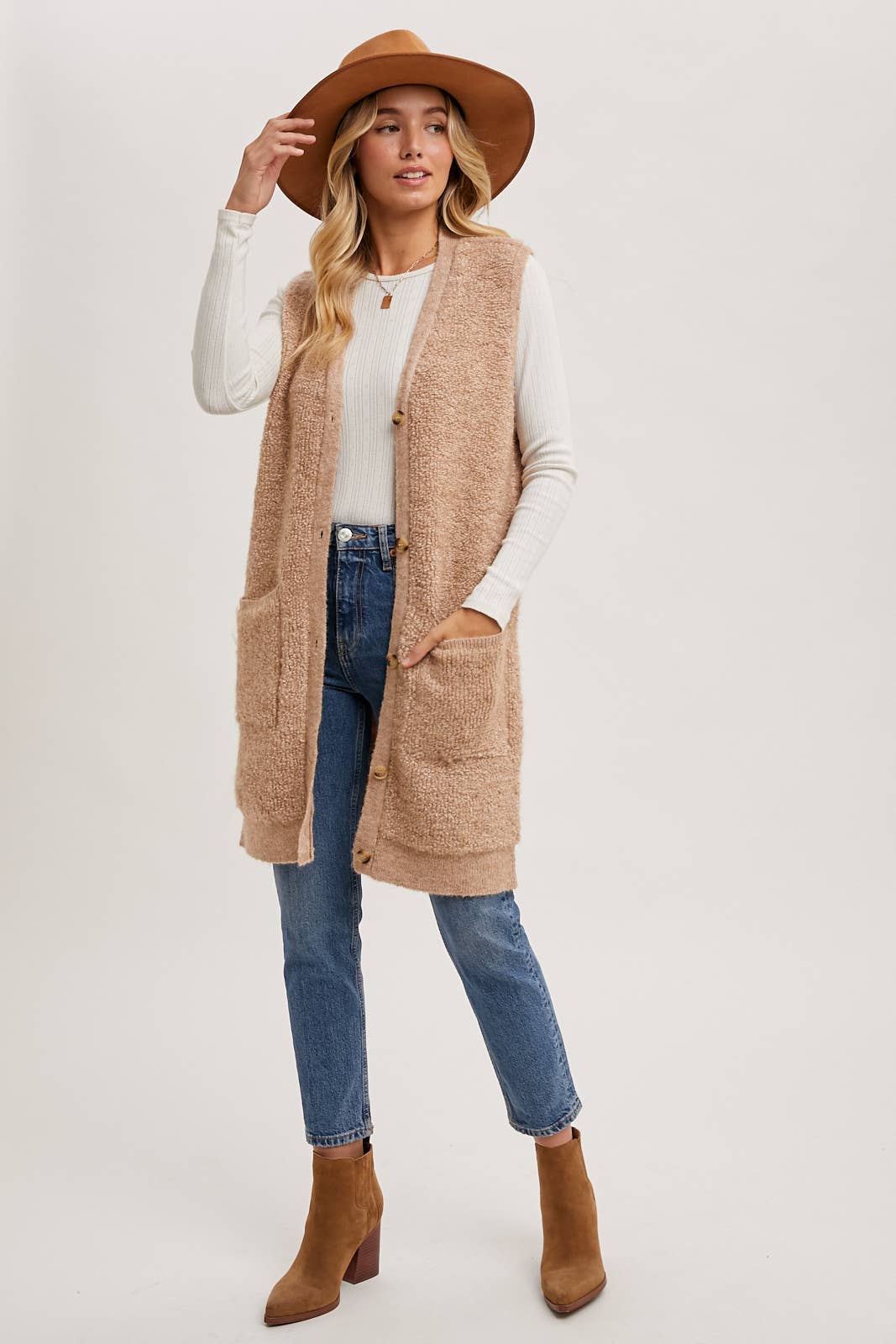 BUTTON DOWN V-NECK TEDDY KNIT LONG LINED VEST
