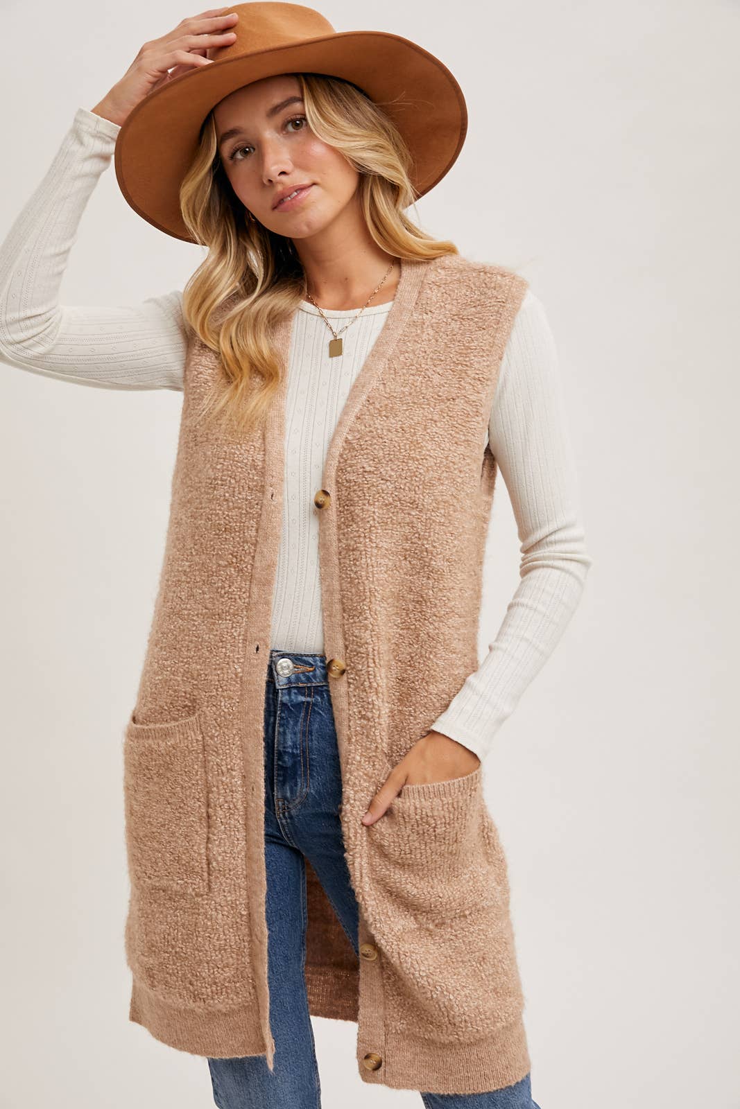 BUTTON DOWN V-NECK TEDDY KNIT LONG LINED VEST
