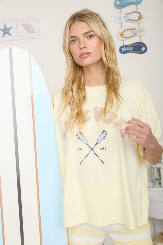 LAKE VIBES SHORT SLEEVE KNIT GRAPHIC T-SHIRT