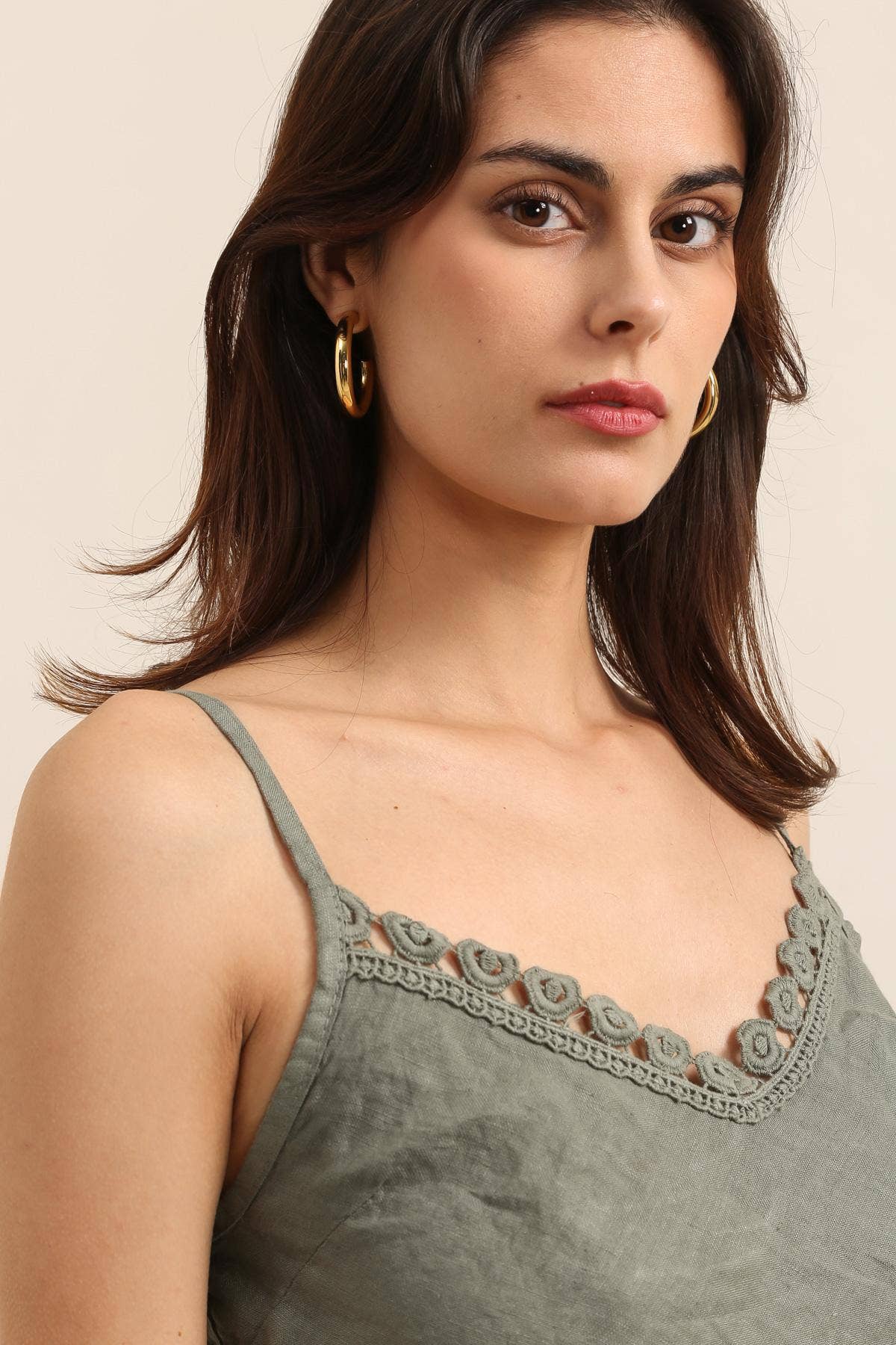 Tank top with embroidery