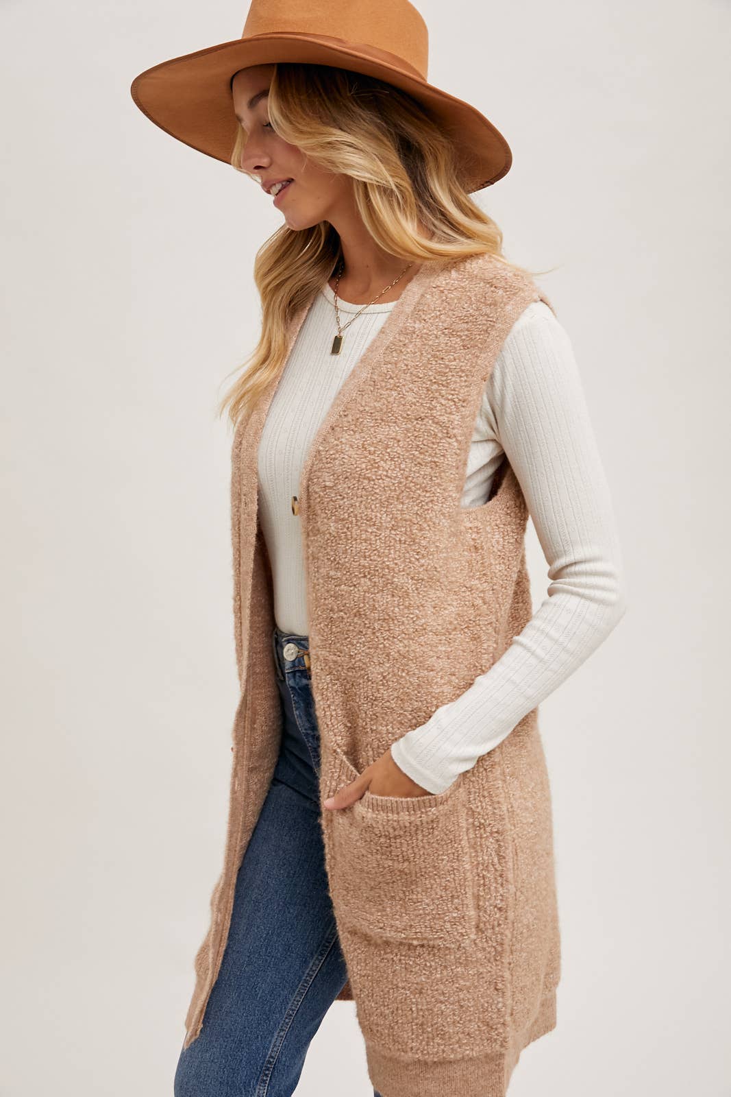 BUTTON DOWN V-NECK TEDDY KNIT LONG LINED VEST