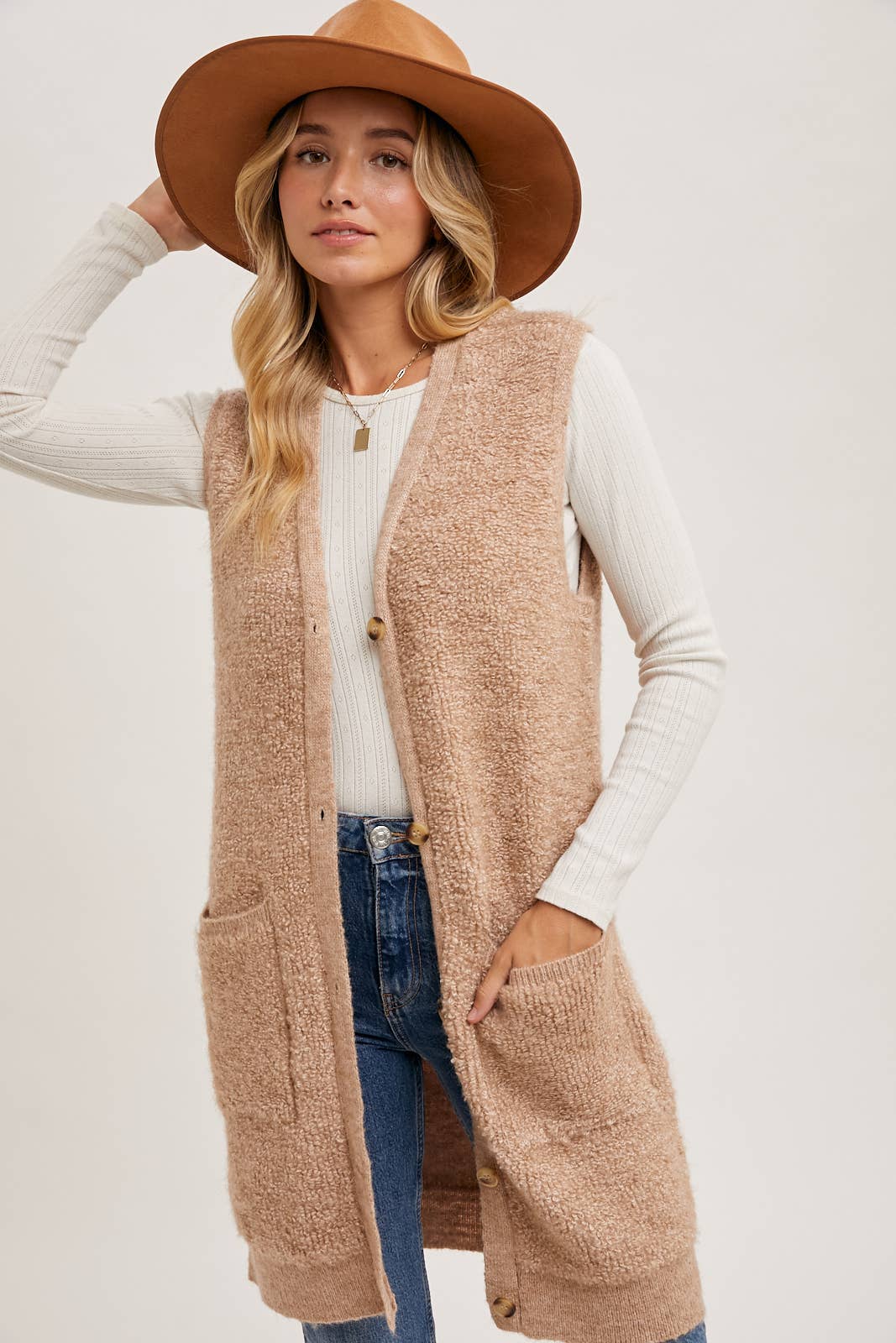 BUTTON DOWN V-NECK TEDDY KNIT LONG LINED VEST